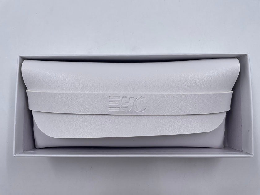 "Luxe" in Yellow Sunglasses