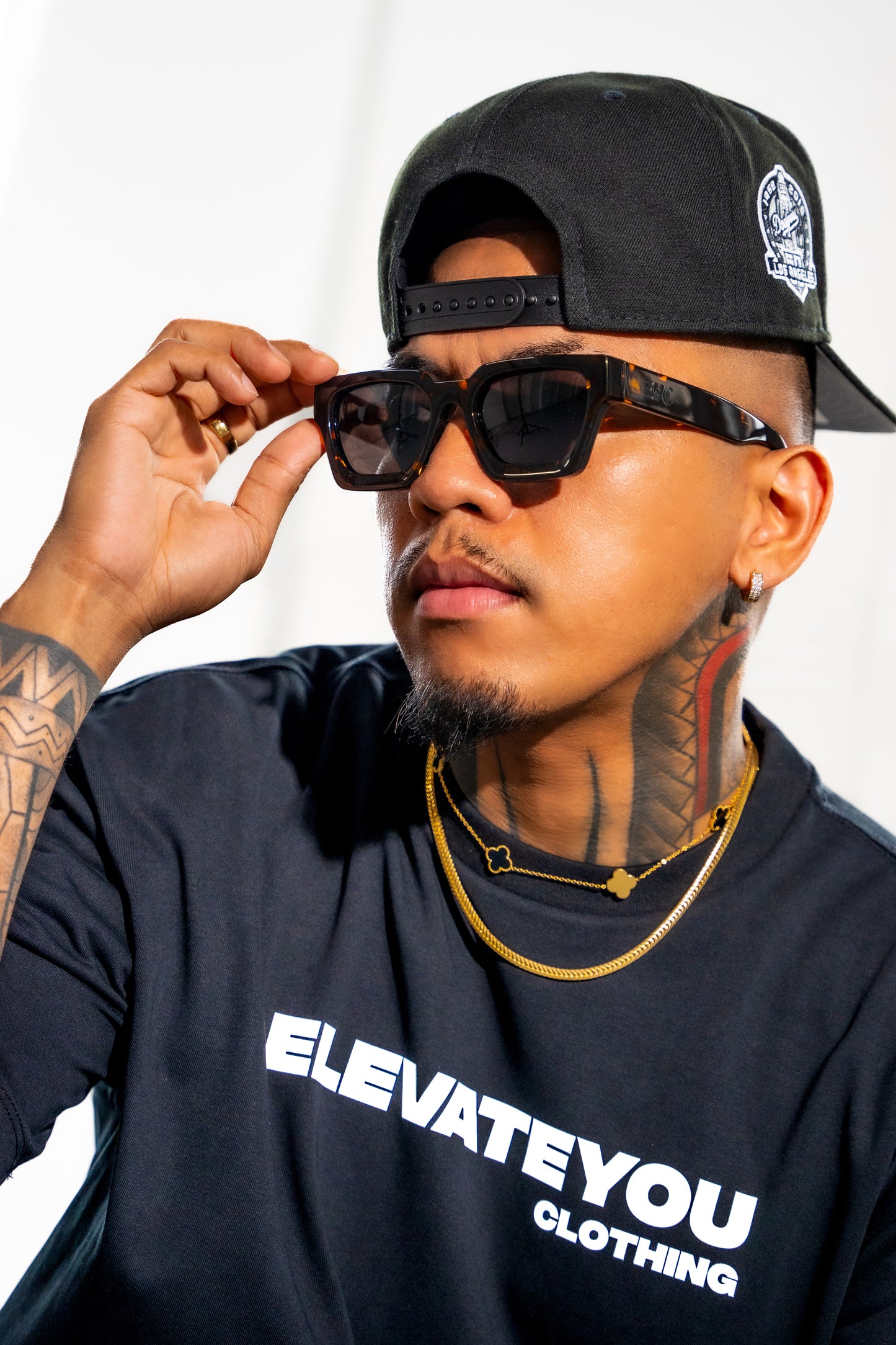 "Monarch" in Tortoiseshell Sunglasses